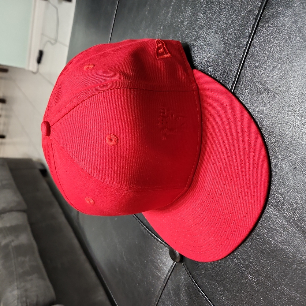 Manchester United red New Era snapback hat